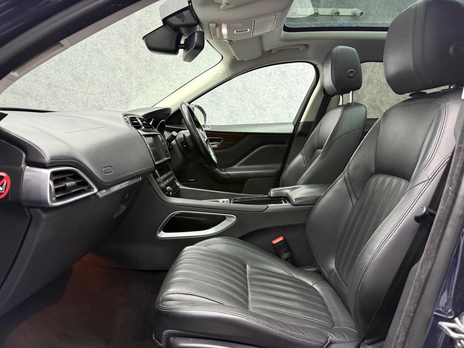 Used Jaguar F-Pace for sale - 78057643: Photo 7