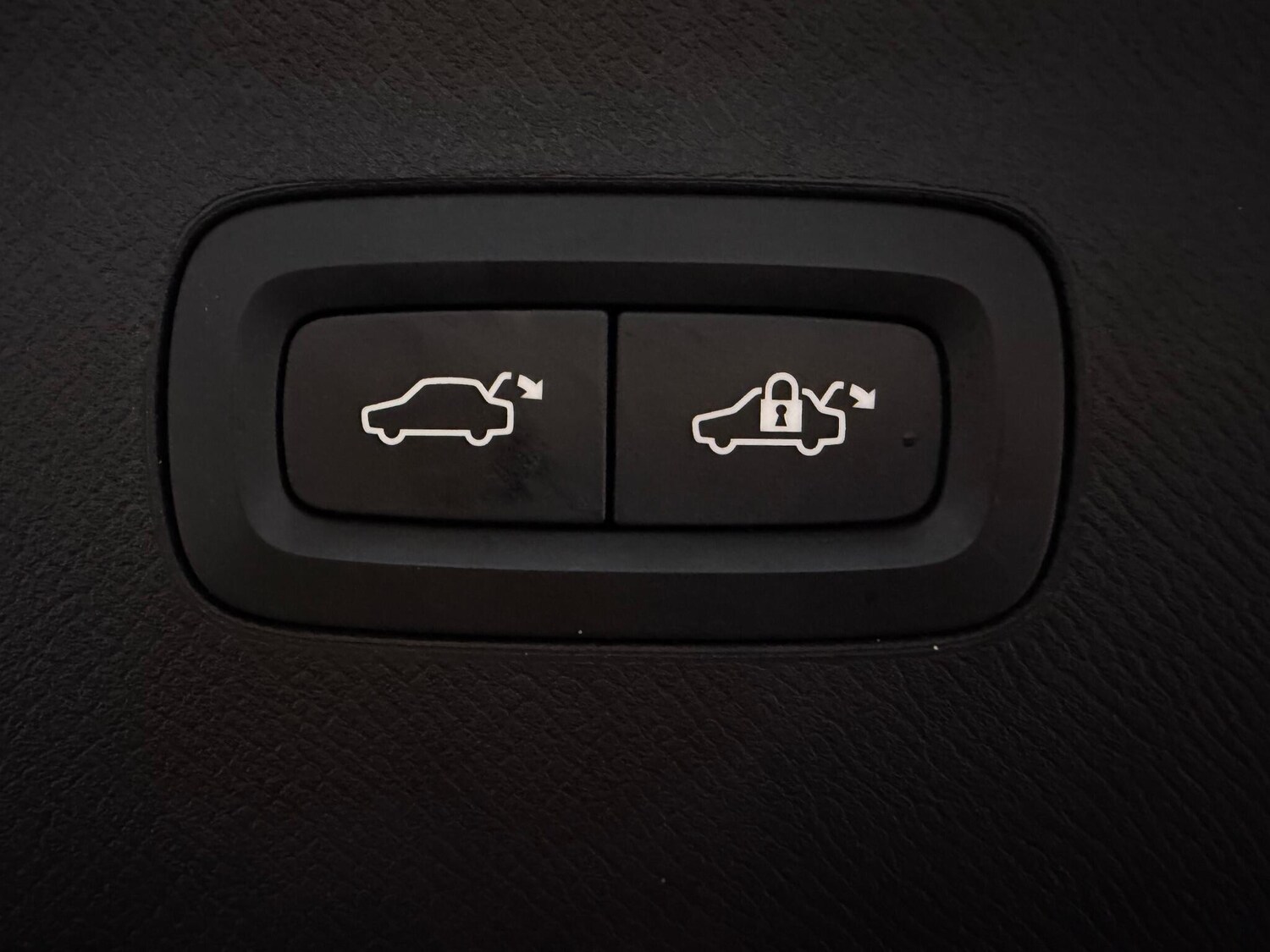 Used Volvo XC90 2018 for sale - 77066765: Photo 12