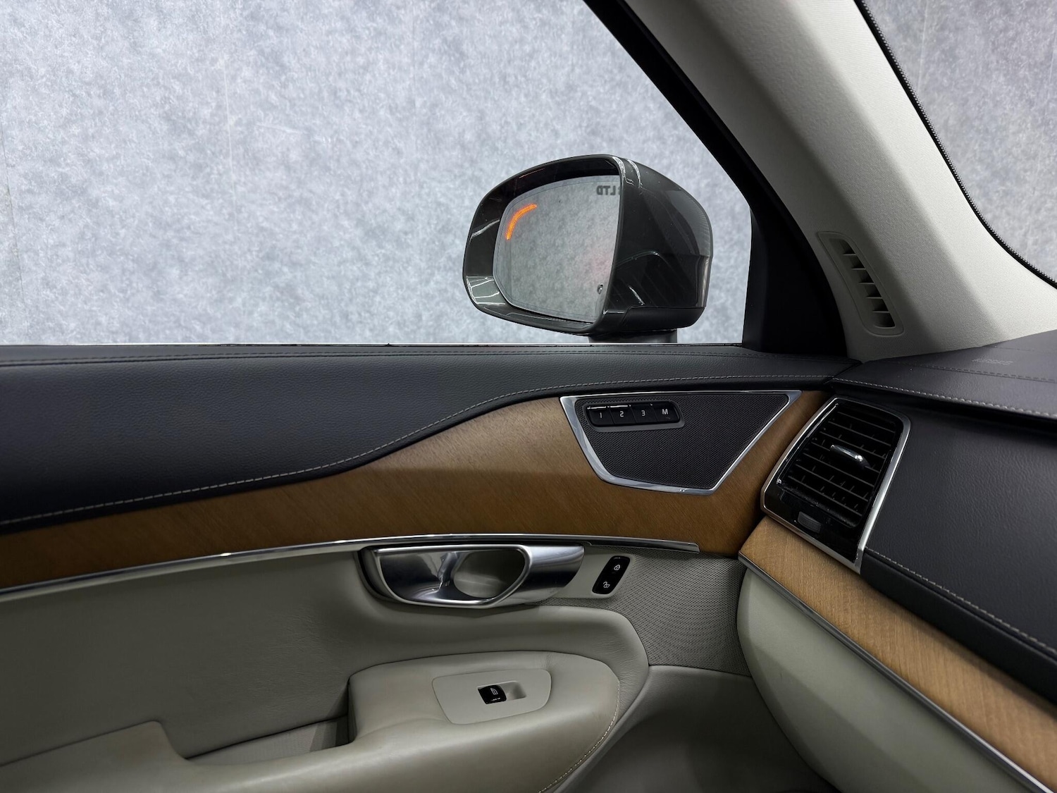 Used Volvo XC90 2018 for sale - 77066765: Photo 17