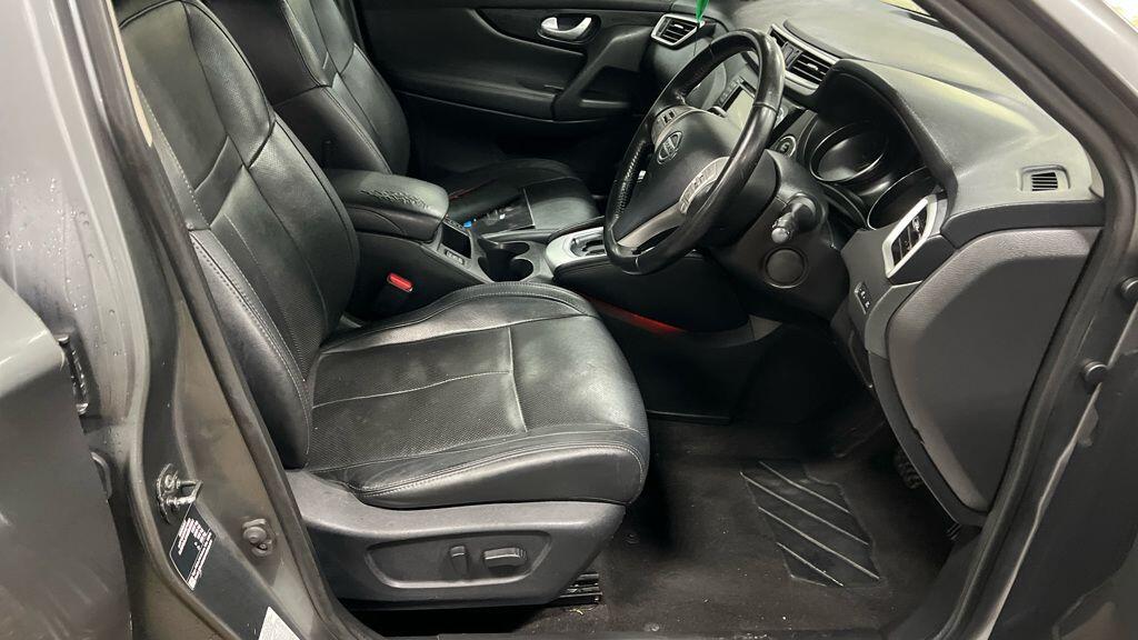 Used Nissan Qashqai 2017 for sale - 77565143: Photo 11
