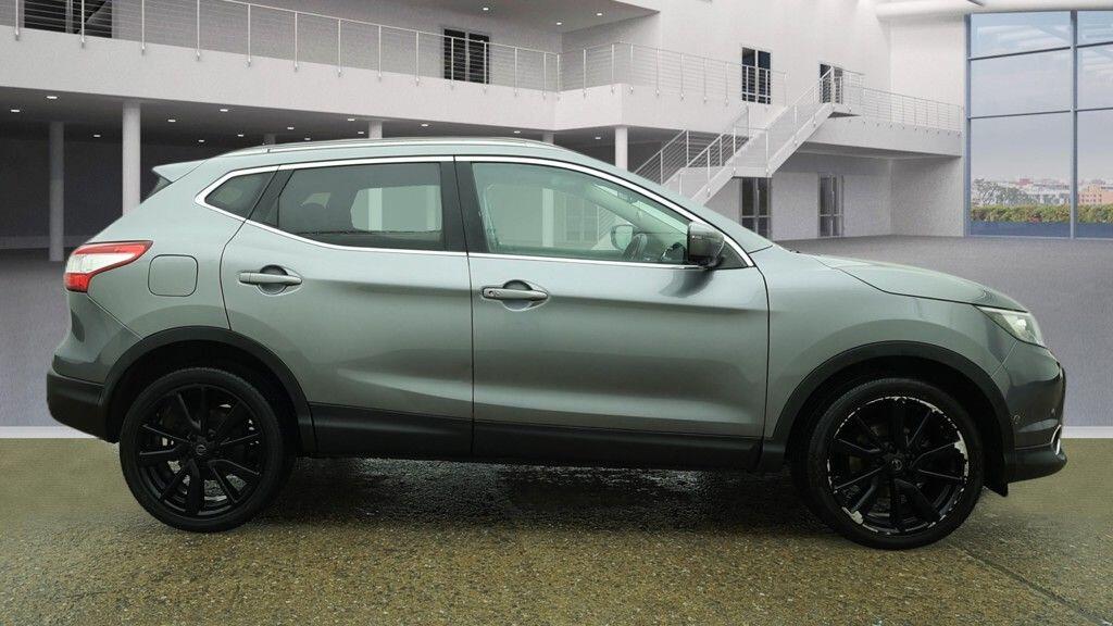 Used Nissan Qashqai 2017 for sale - 77565143: Photo 7