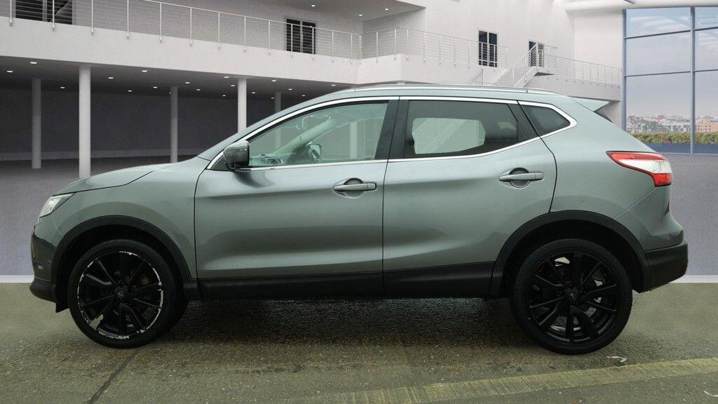 Used Nissan Qashqai 2017 for sale - 77565143: Photo 8