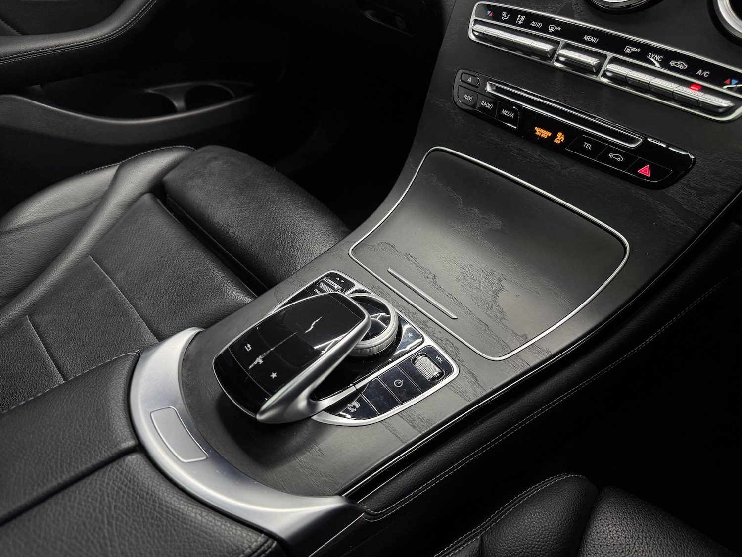 Used Mercedes-Benz GLC 2018 for sale - 76432981: Photo 23