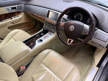 Used Jaguar XF 2009 for sale - 79664706: Photo