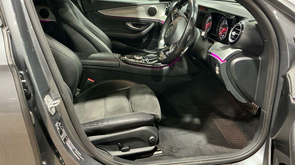 Used Mercedes-Benz E Class 2017 for sale - 76349525: Photo 2
