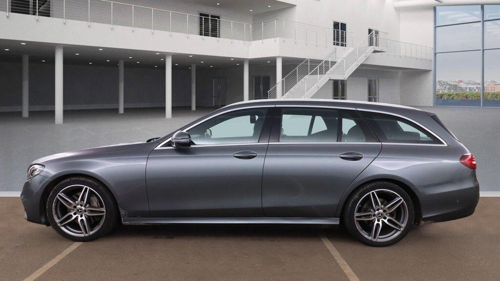 Used Mercedes-Benz E Class 2017 for sale - 76349525: Photo 8