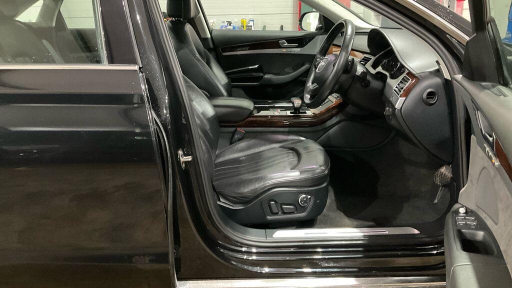 Used Audi A8 2013 for sale - 76942337: Photo 3