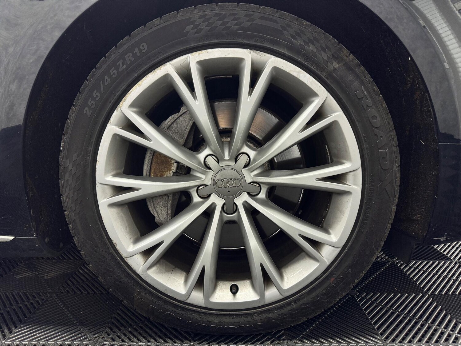 Used Audi A8 2013 for sale - 76942337: Photo 33