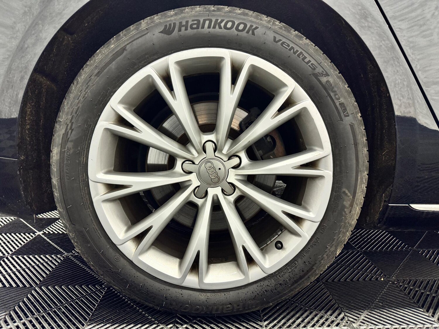 Used Audi A8 2013 for sale - 76942337: Photo 34