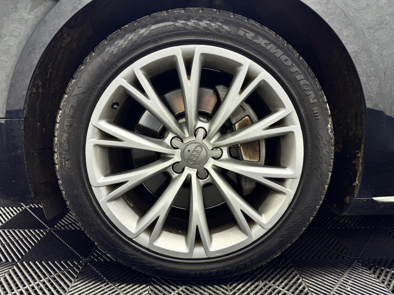 Used Audi A8 2013 for sale - 76942337: Photo 35