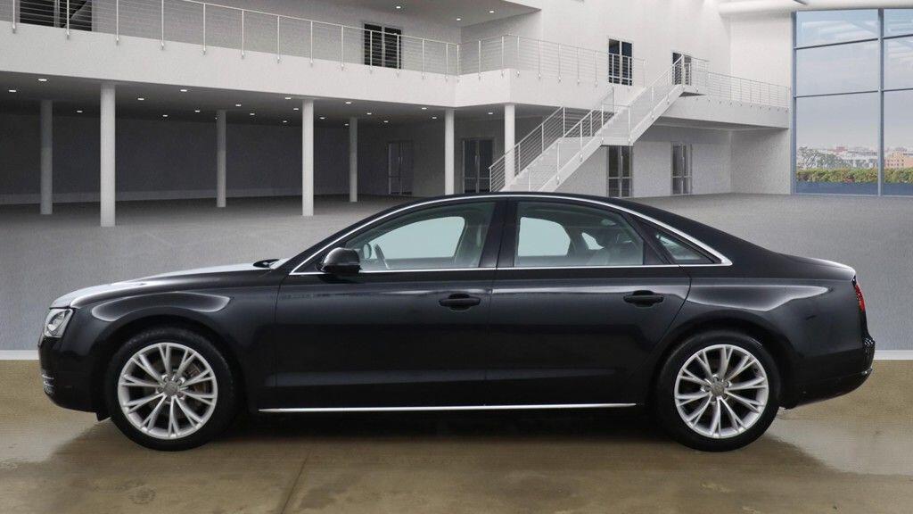 Used Audi A8 2013 for sale - 76942337: Photo 9