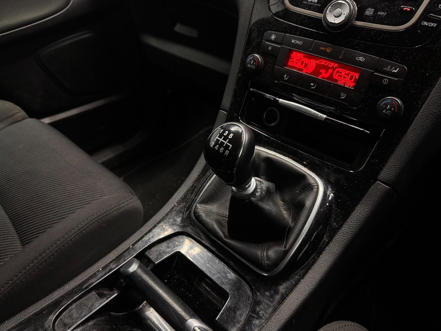 Used Ford Galaxy 2012 for sale - 76701314: Photo 12