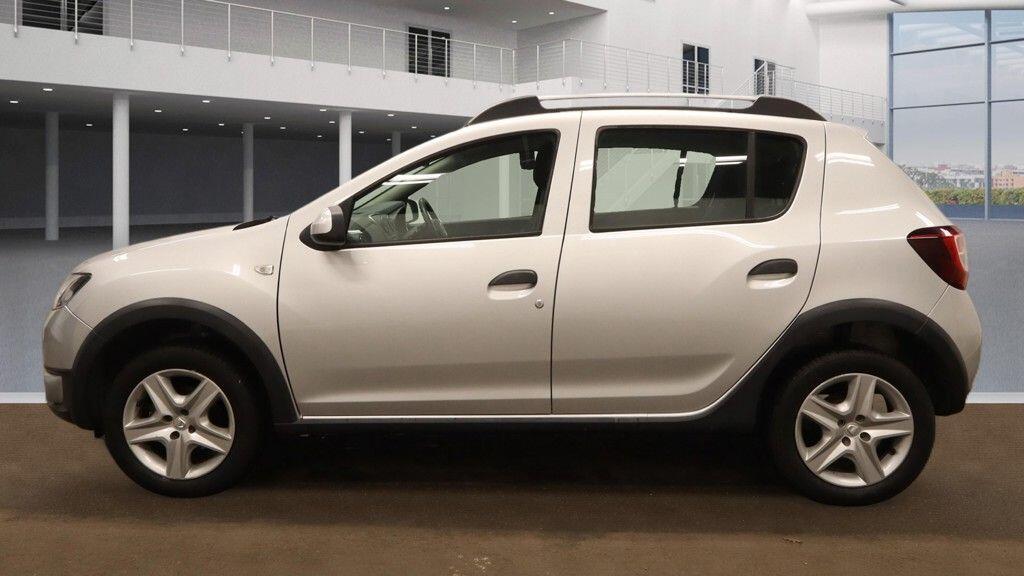 Used Dacia Sandero Stepway 2016 for sale - 77050255: Photo 11