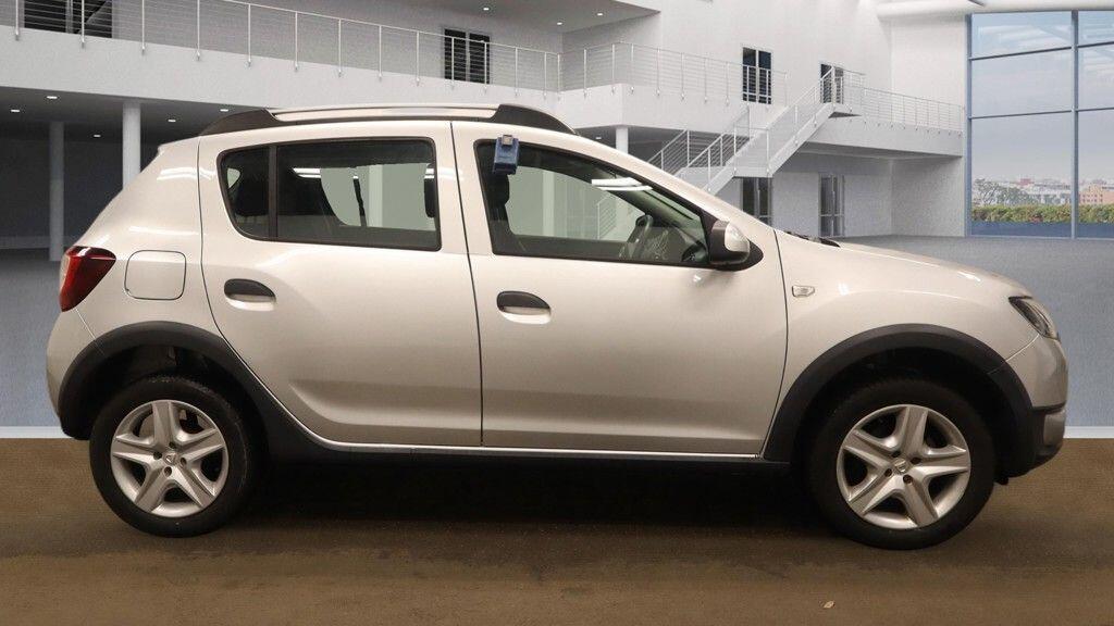 Used Dacia Sandero Stepway 2016 for sale - 77050255: Photo 13