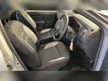 Used Dacia Sandero Stepway 2016 for sale - 77050255: Photo