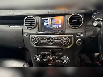 Used Land Rover Discovery 2016 for sale - 78072562: Photo