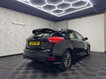 Used Ford Focus 2018 for sale - 74280618: Photo