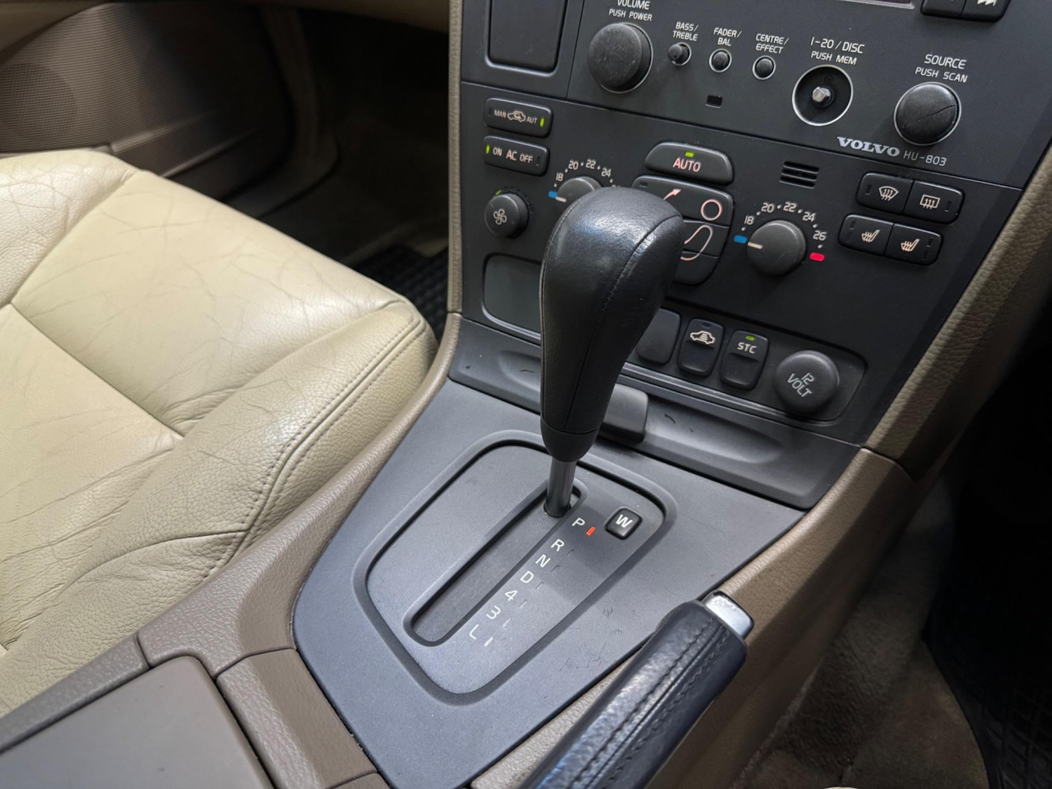 Used Volvo S60 2002 for sale - 77315344: Photo 11