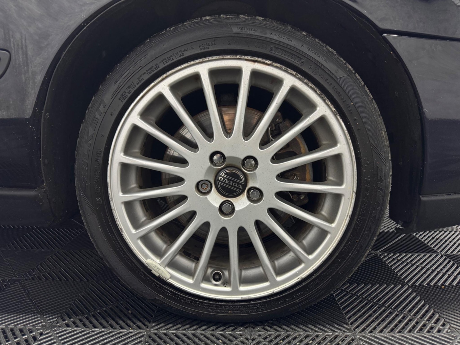 Used Volvo S60 2002 for sale - 77315344: Photo 26