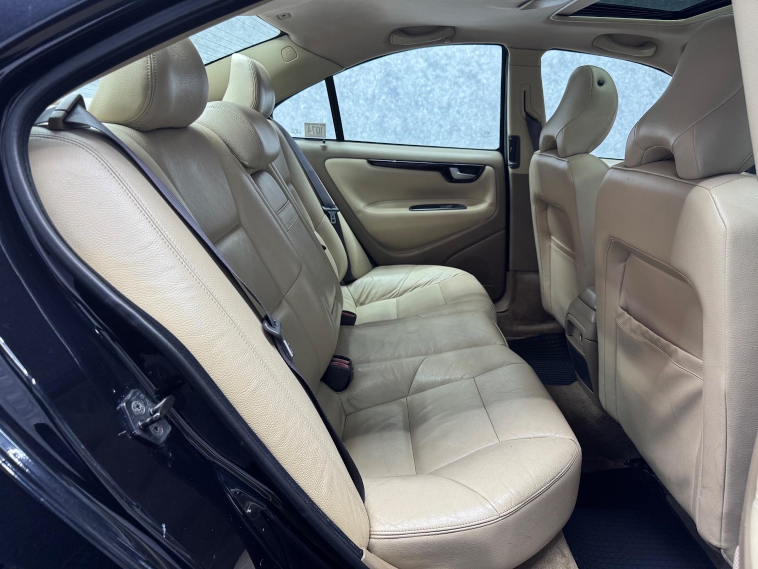 Used Volvo S60 2002 for sale - 77315344: Photo 5