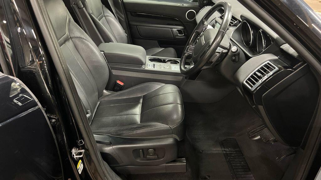 Used Land Rover Discovery 2019 for sale - 76371581: Photo 2