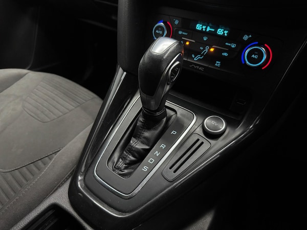 Used Ford Focus 2015 for sale - 76214272: Photo 14