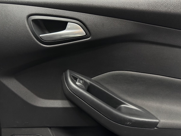 Used Ford Focus 2015 for sale - 76214272: Photo 21