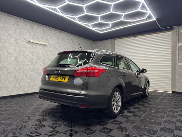 Used Ford Focus 2015 for sale - 76214272: Photo 4