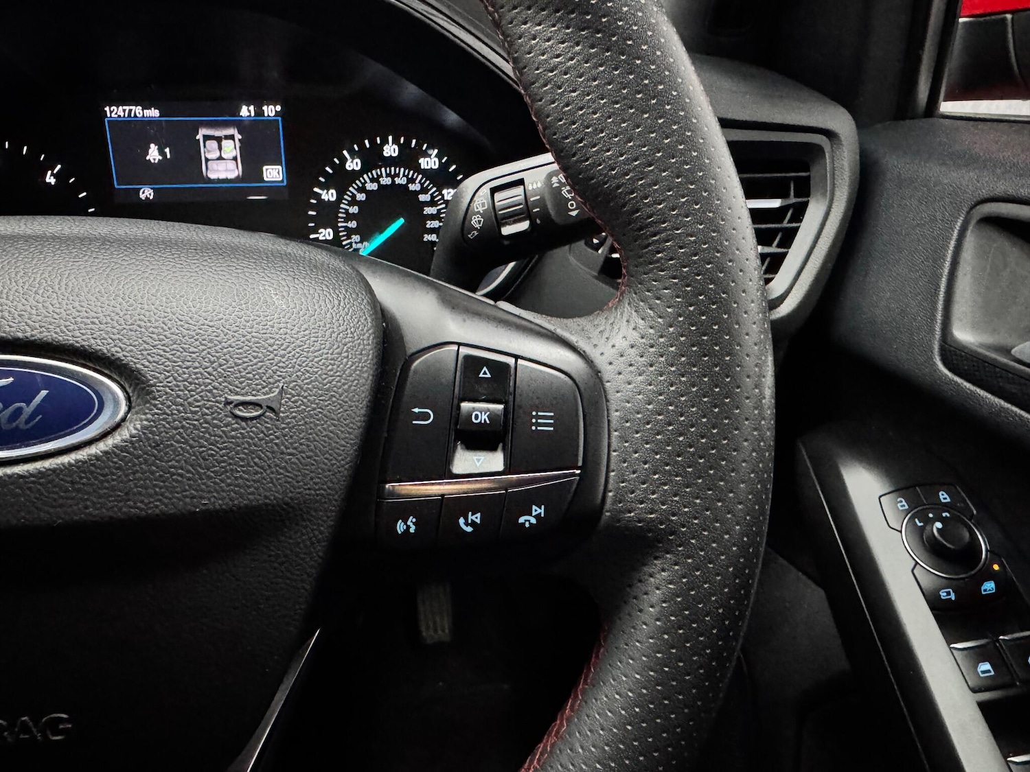 Used Ford Focus 2021 for sale - 78085921: Photo 9