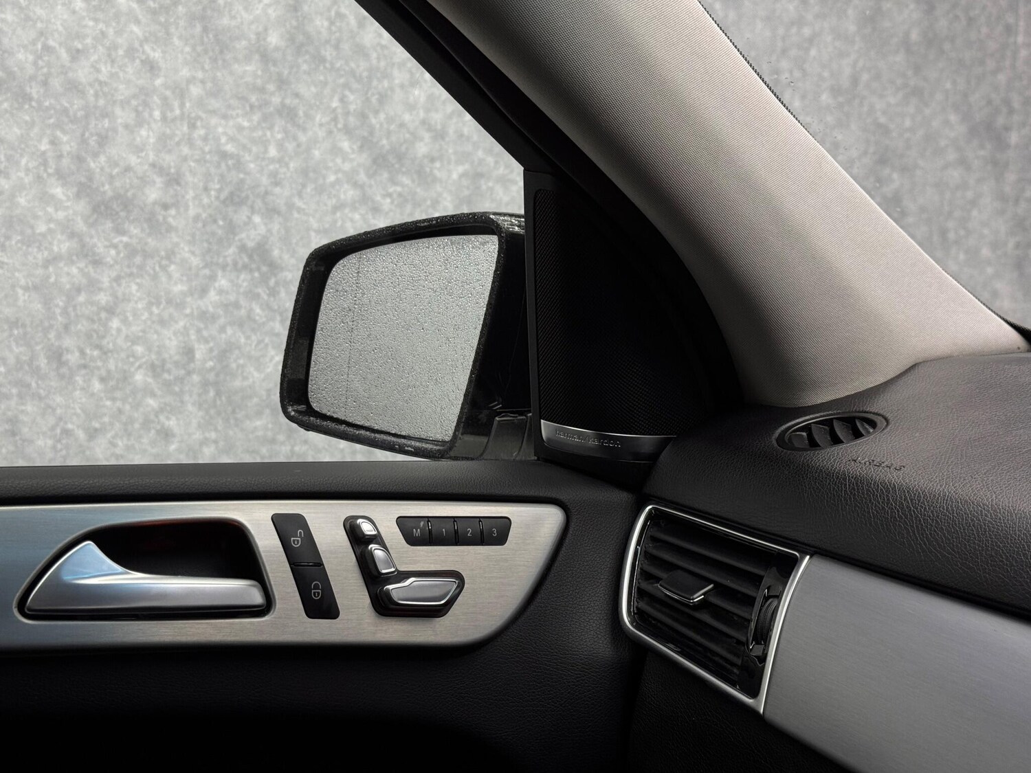 Used Mercedes-Benz GLE for sale - 77612655: Photo 17