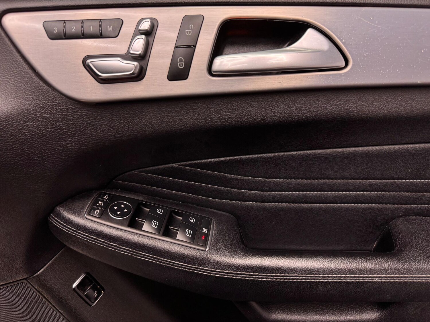 Used Mercedes-Benz GLE for sale - 77612655: Photo 18