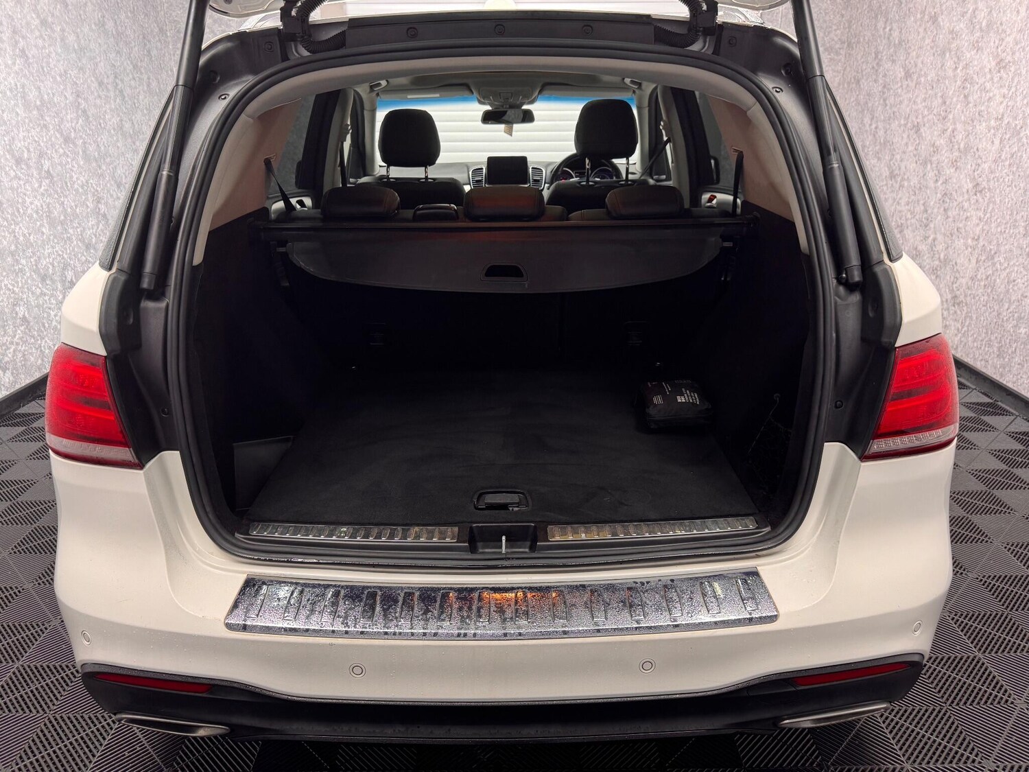 Used Mercedes-Benz GLE for sale - 77612655: Photo 24