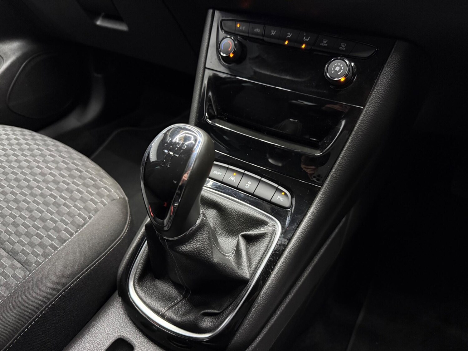 Used Vauxhall Astra for sale - 78057543: Photo 15