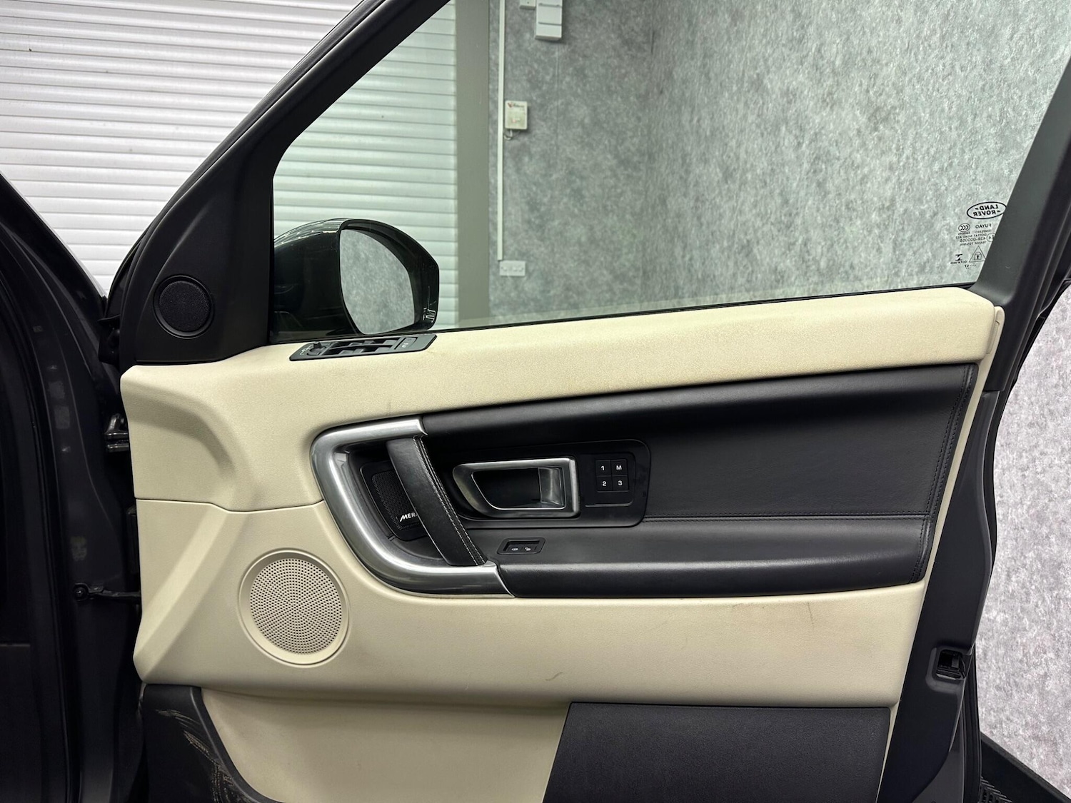 Used Land Rover Discovery Sport 2017 for sale - 77386907: Photo 24