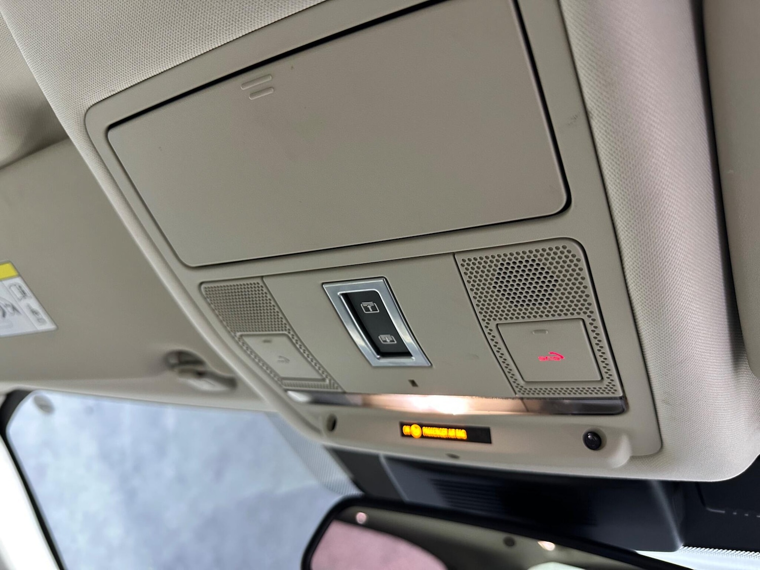 Used Land Rover Discovery Sport 2017 for sale - 77386907: Photo 28