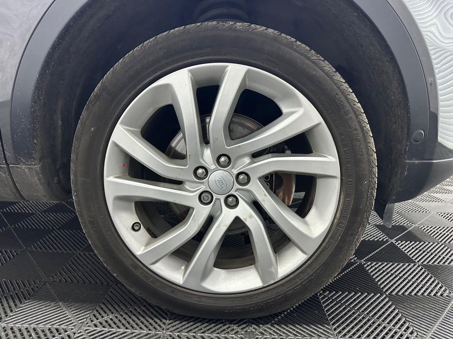 Used Land Rover Discovery Sport 2017 for sale - 77386907: Photo 35