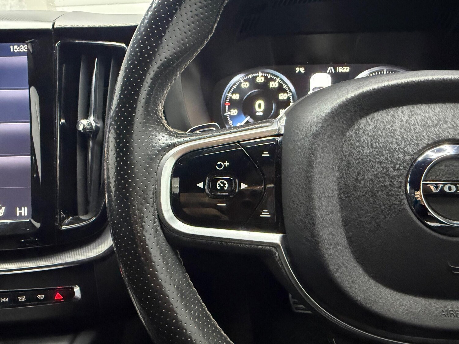 Used Volvo XC60 2018 for sale - 78058968: Photo 14