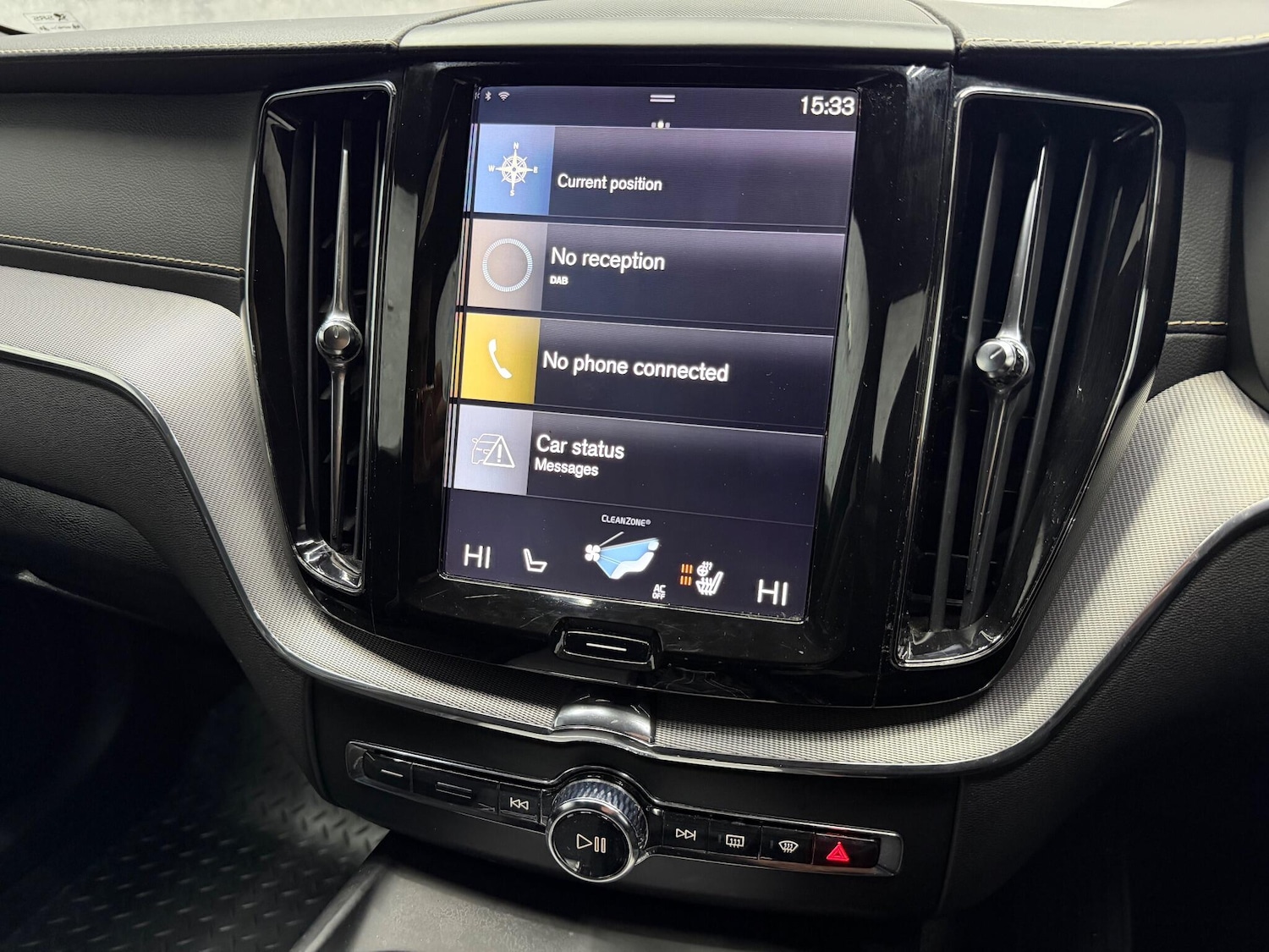 Used Volvo XC60 2018 for sale - 78058968: Photo 16