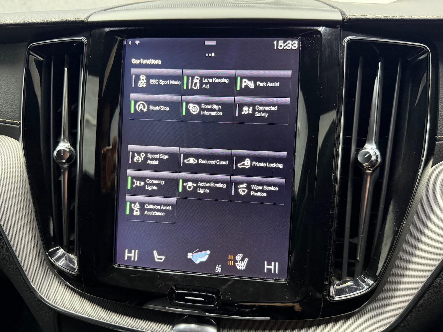 Used Volvo XC60 2018 for sale - 78058968: Photo 18