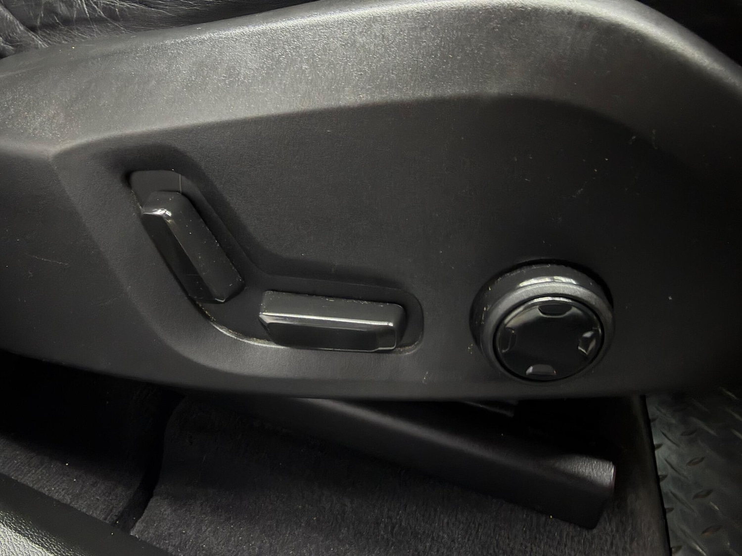 Used Volvo XC60 2018 for sale - 78058968: Photo 22