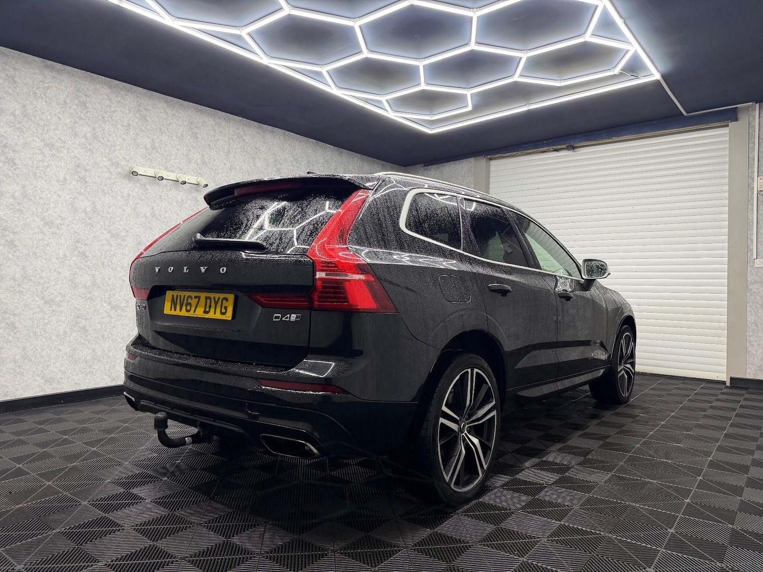 Used Volvo XC60 2018 for sale - 78058968: Photo 6