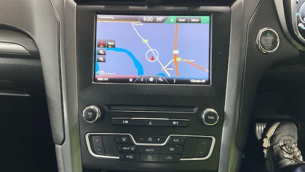 Used Ford Mondeo 2015 for sale - 74875069: Photo 5