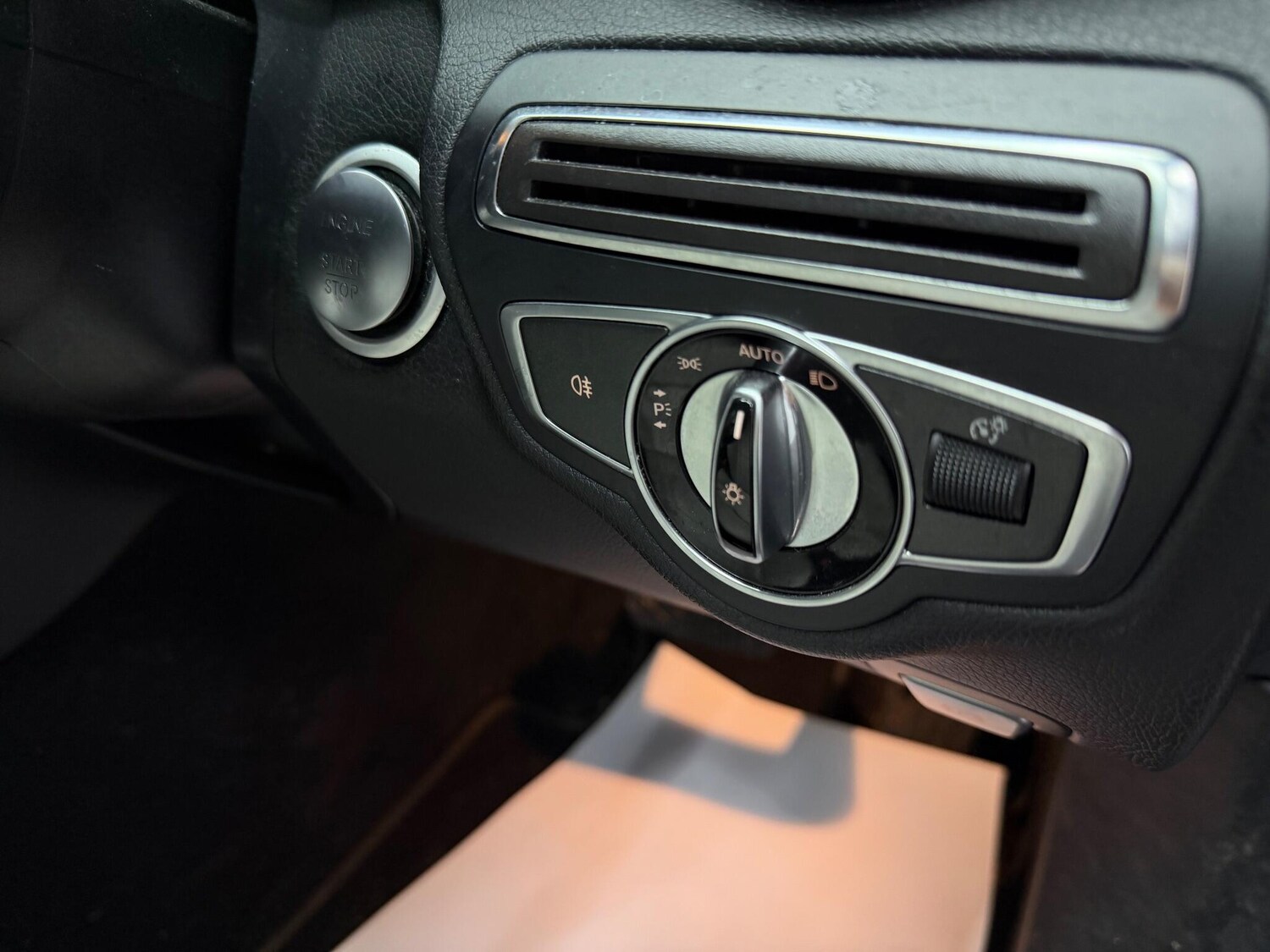 Used Mercedes-Benz C Class 2016 for sale - 78058498: Photo 15