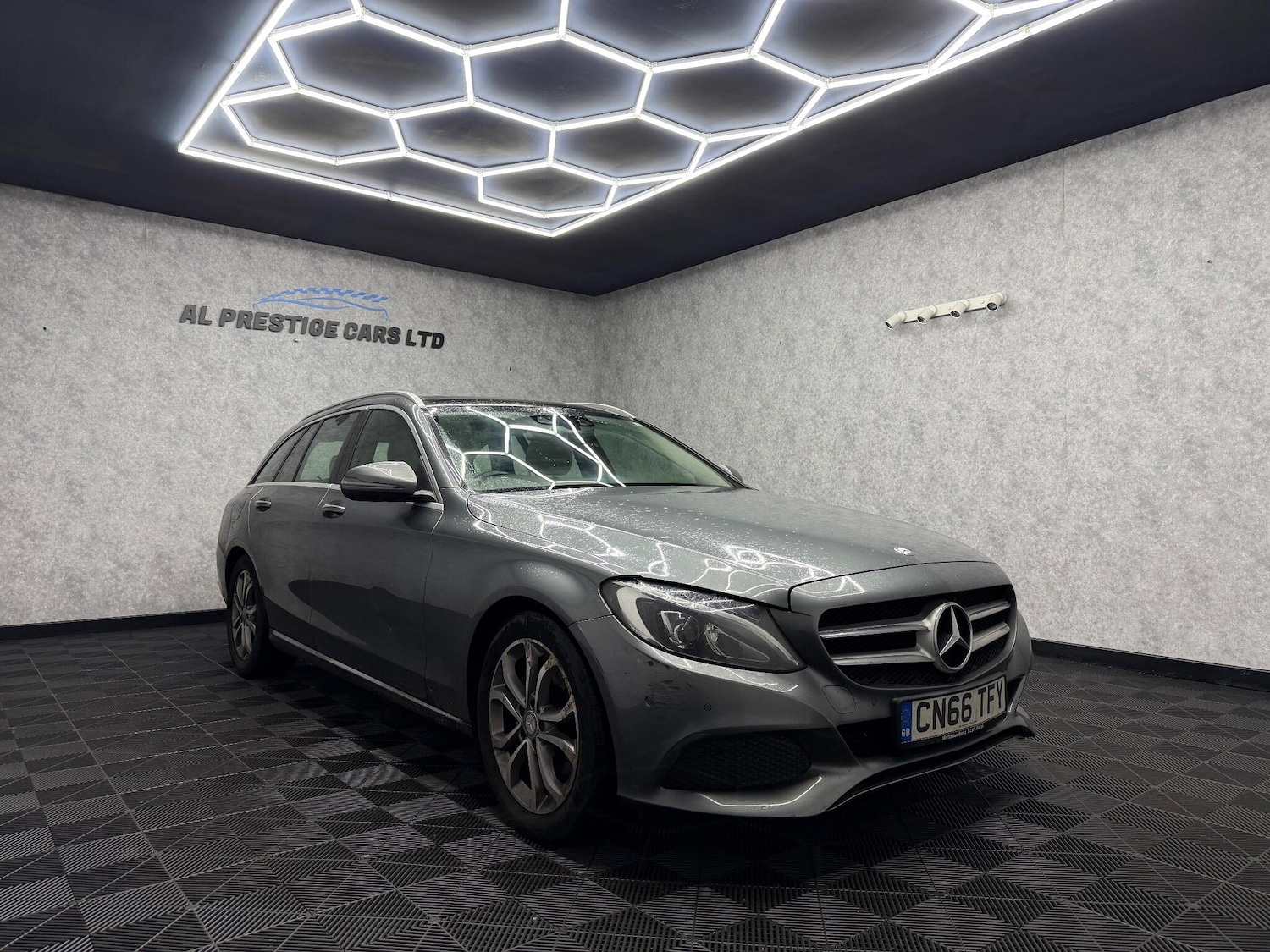 Used Mercedes-Benz C Class 2016 for sale - 78058498: Photo 3