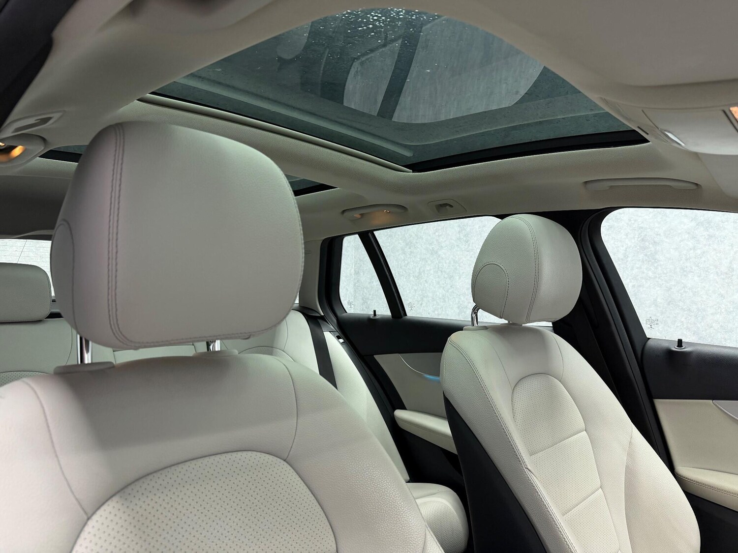 Used Mercedes-Benz C Class 2016 for sale - 78058498: Photo 8