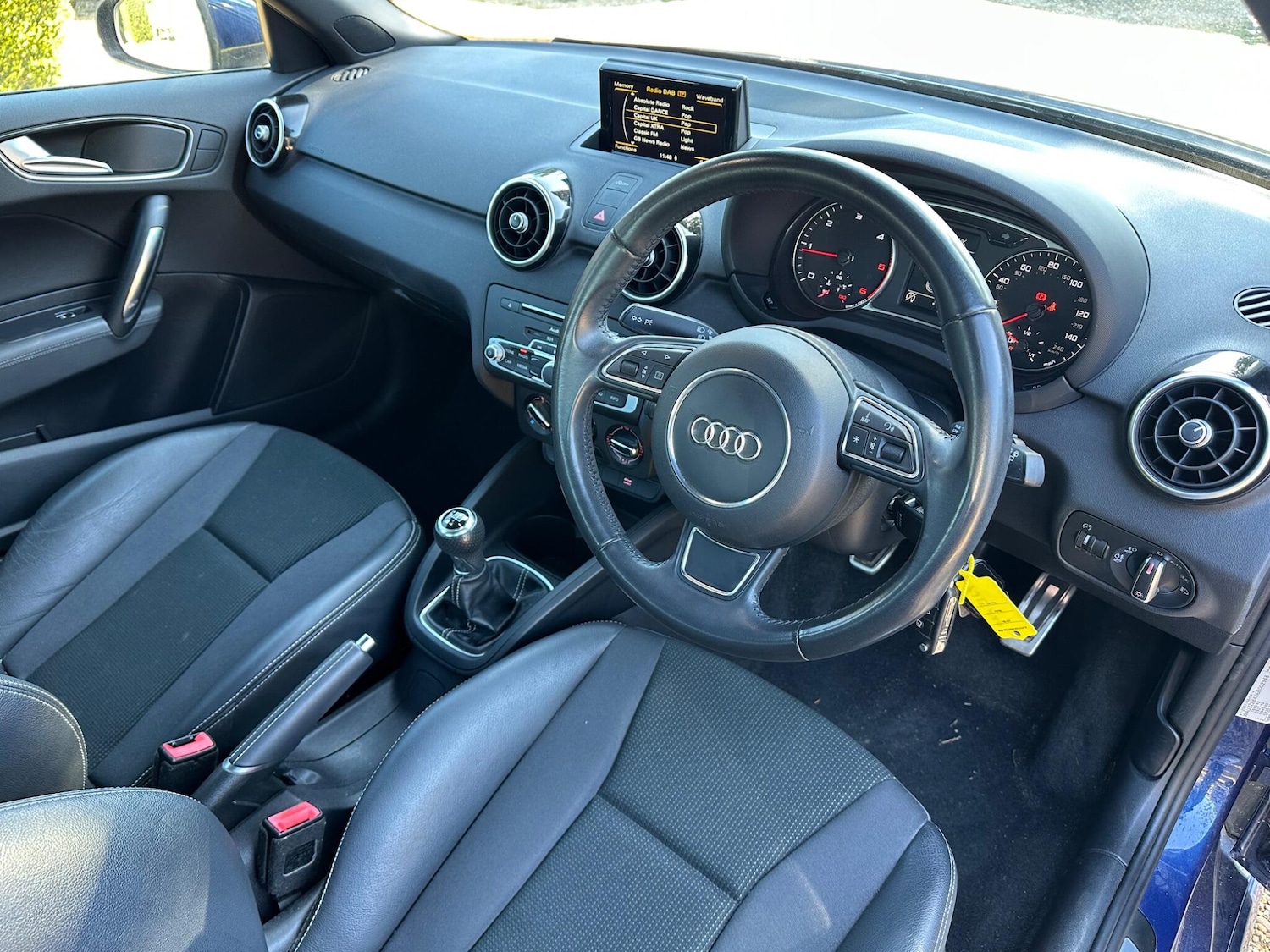Used Audi A1 2015 for sale - 78058056: Photo 2