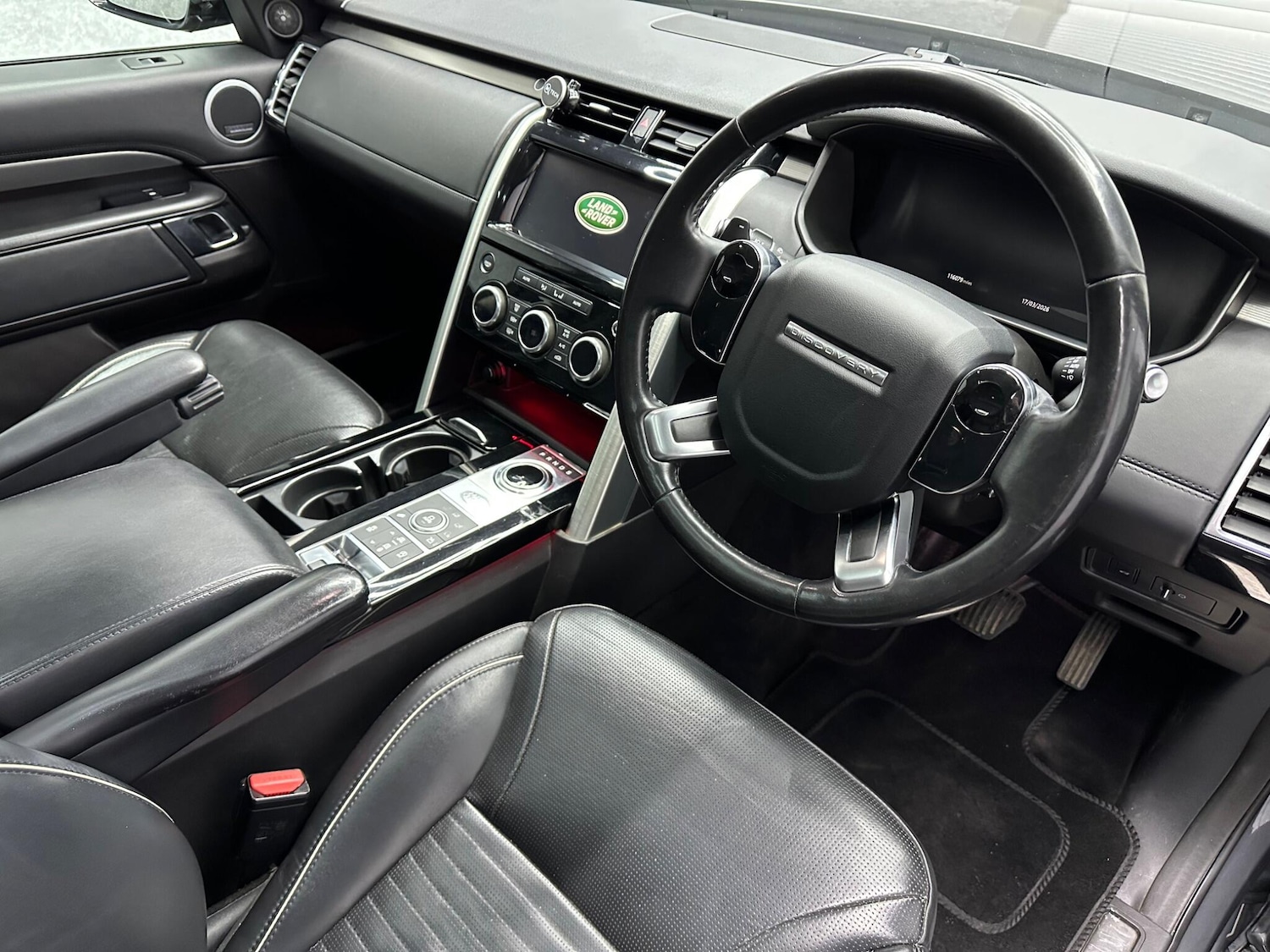 Used Land Rover Discovery 2019 for sale - 78058859: Photo 2