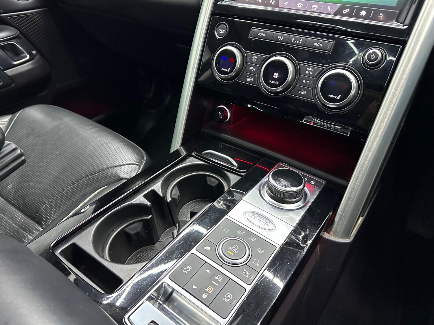 Used Land Rover Discovery 2019 for sale - 78058859: Photo 23