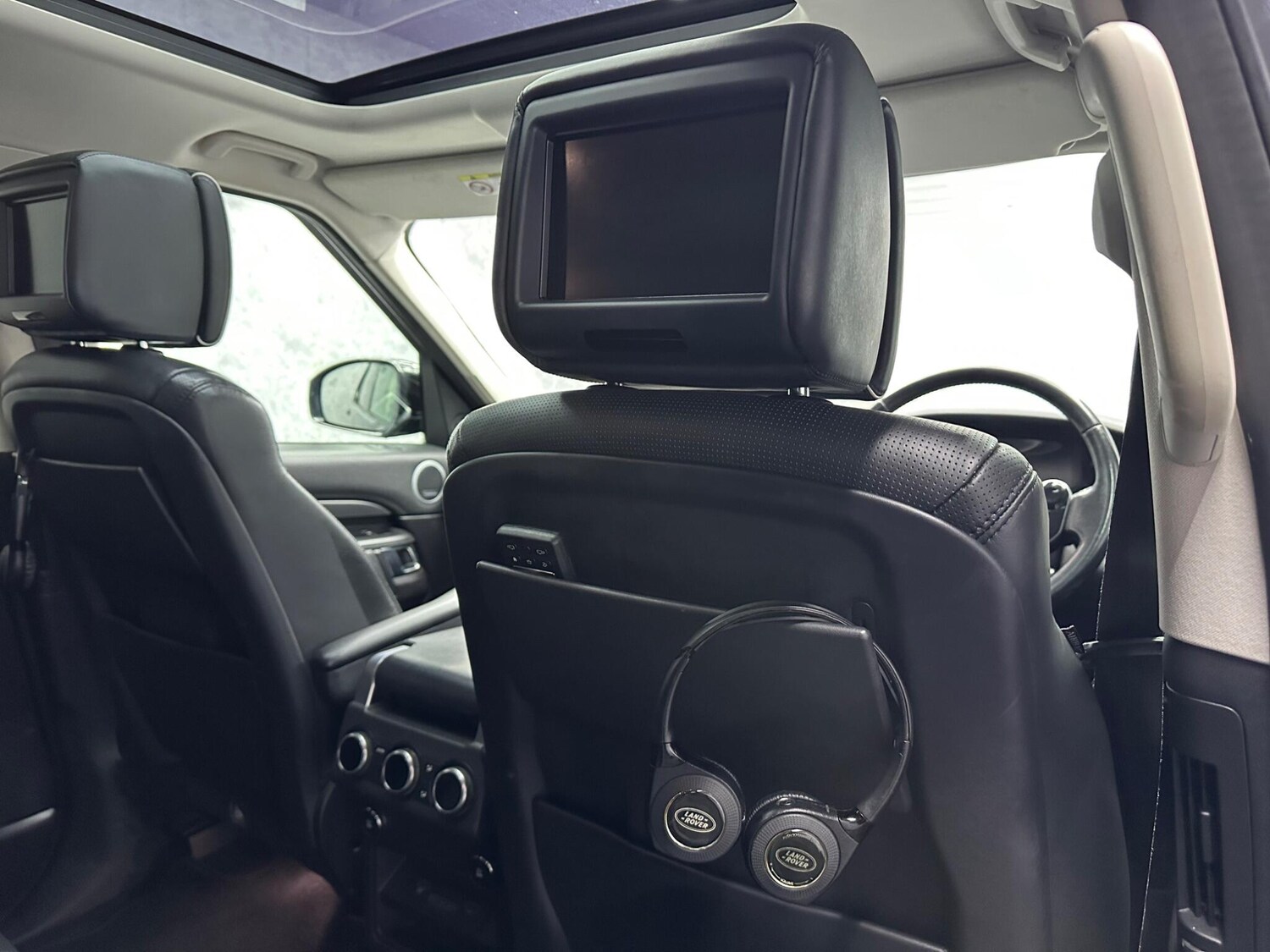 Used Land Rover Discovery 2019 for sale - 78058859: Photo 24