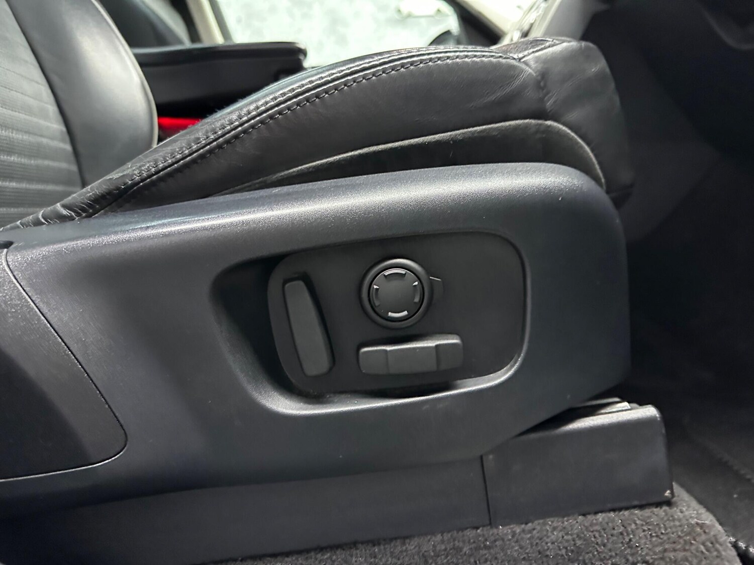 Used Land Rover Discovery 2019 for sale - 78058859: Photo 27